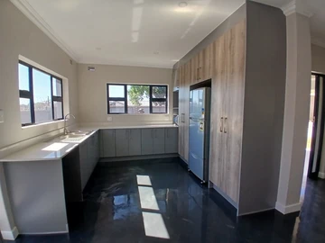 11 Unit Townhouse Complex