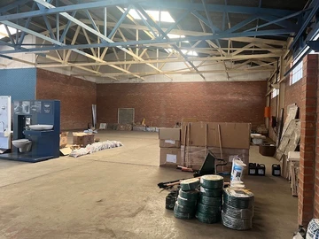 Warehouse & Factory