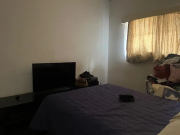 2 Bedroom Flat & Apartment