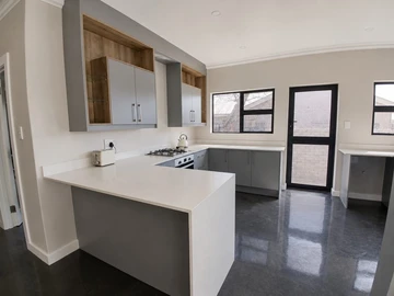 11 Unit Townhouse Complex
