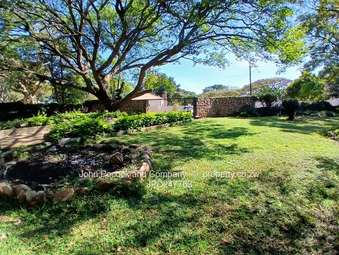 Exquisite Living in Burnside!