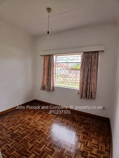 Charming Family Home In The Heart Of Woodlands!