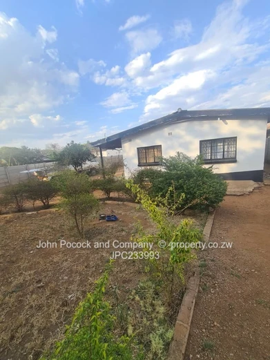 Investment Opportunity in Queens Park West, Bulawayo!  (Sole Mandate)