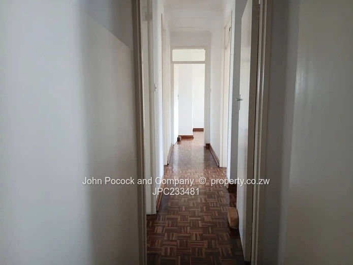 Charming family home in the heart of Woodlands!