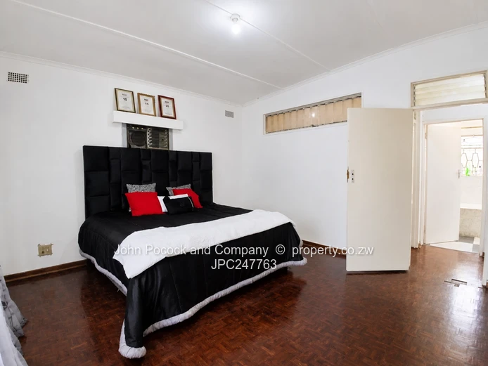 Exquisite Living in Burnside!