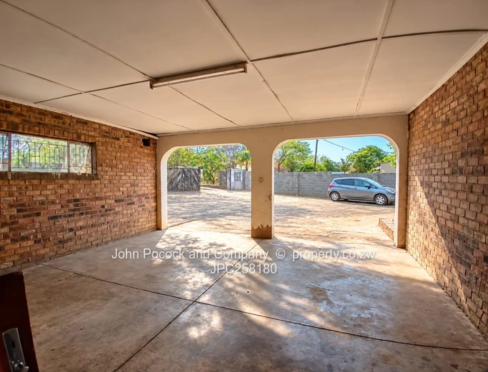 4 Bedroom Home in Matsheumhlope!