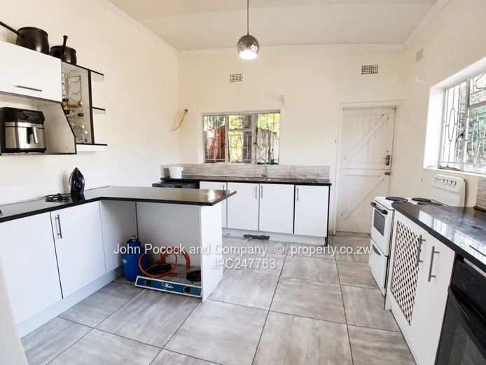 Exquisite Living in Burnside!