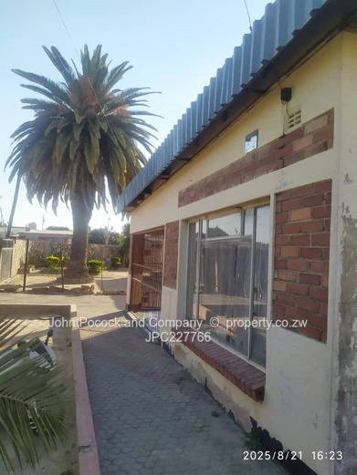Solid value in a great location (Gwabalanda)