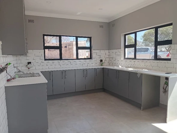 11 Unit Townhouse Complex