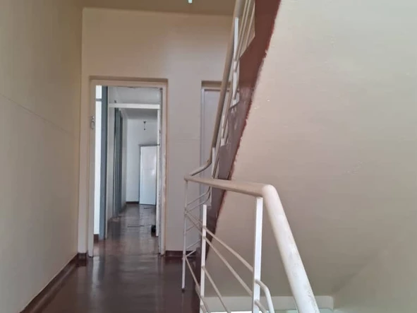 2 Bedroom Flat & Apartment