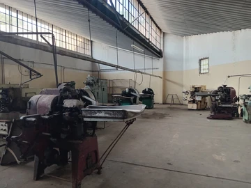 Warehouse & Factory