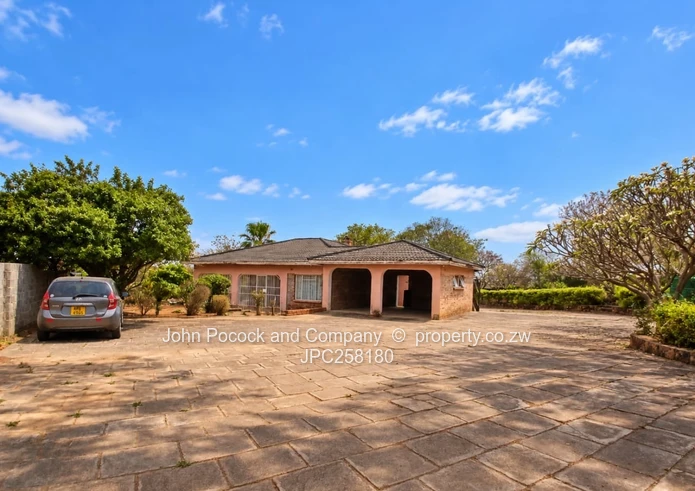 4 Bedroom Home in Matsheumhlope!