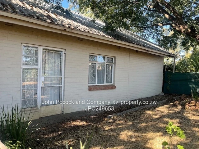 Sunninghill Three acres good land and home