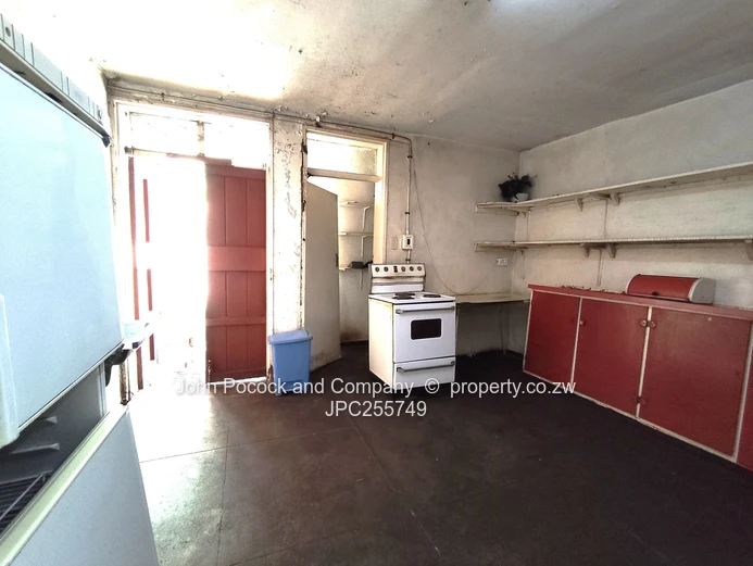 Hotel / Student Accommodation In Bulawayo Cbd