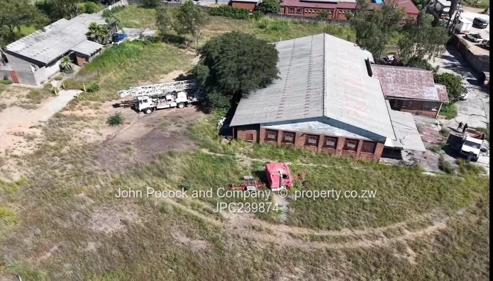 Warehouse/ factory with large yard space (Sole Mandate)