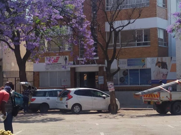 2 Bedroom Flat & Apartment