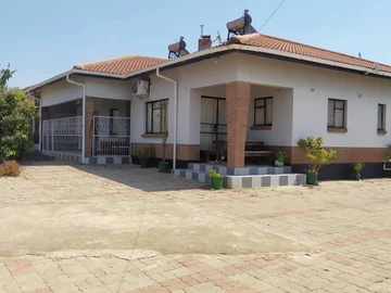 Farm & Agricultural Land