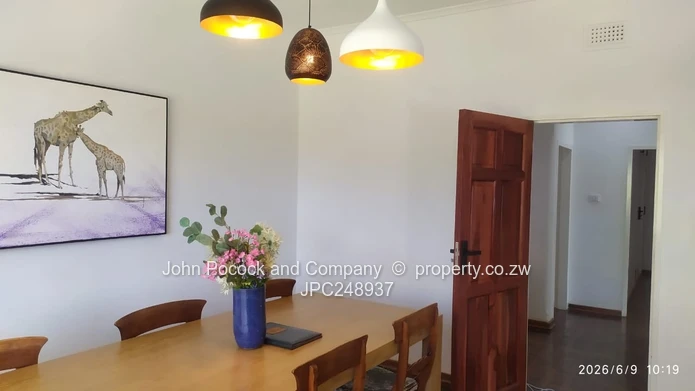 Move In Ready and Fully furnished!- Your New Home Awaits (Sole Mandate)
