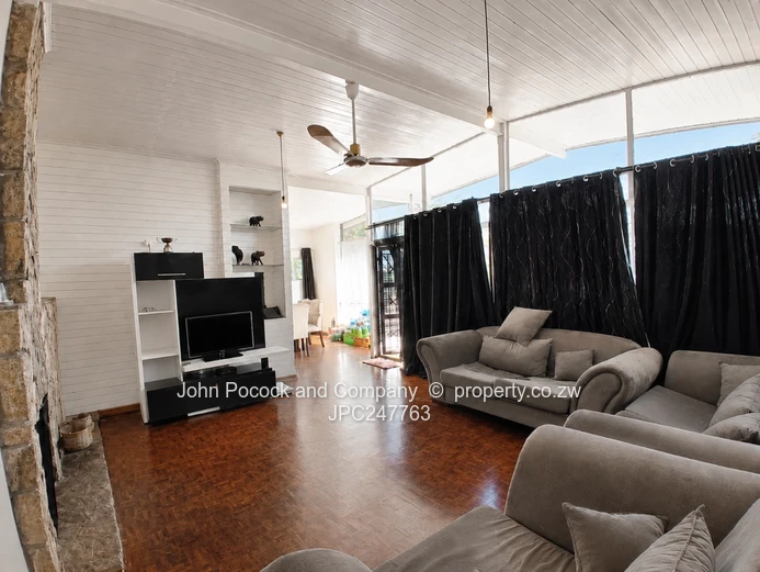 Exquisite Living in Burnside!