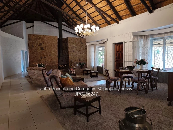 SOLD !! Burnside - Space & Privacy & Natural Setting