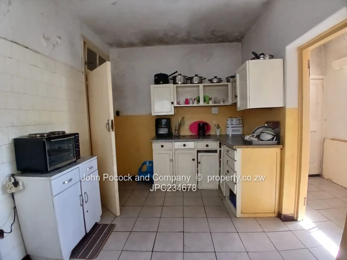 A Charming Apartment Unit - Bulawayo CBD