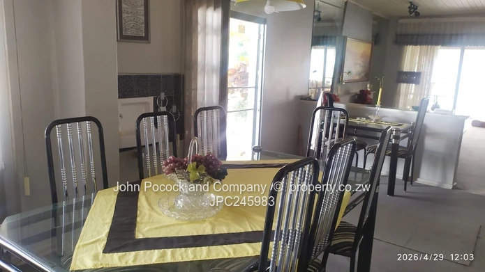 Warm, Spacious and Inviting Home in Woodlands