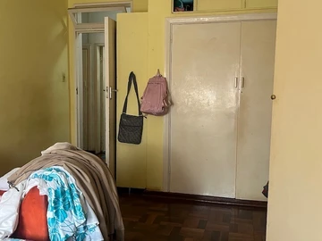 2 Bedroom Flat & Apartment