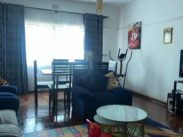 2 Bedroom Flat & Apartment