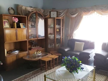 Farm & Agricultural Land