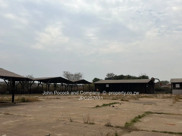 Warehouse/ factory with large yard space
