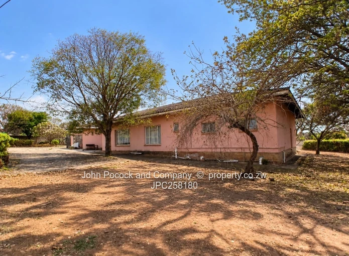 4 Bedroom Home in Matsheumhlope!
