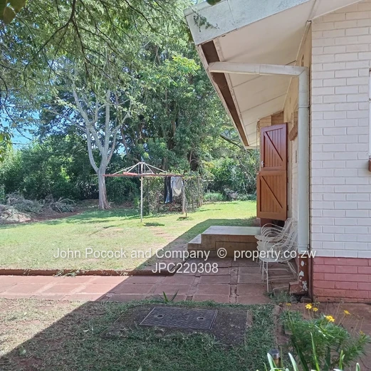 Charming 4 Bedroom Family Home in Morningside!