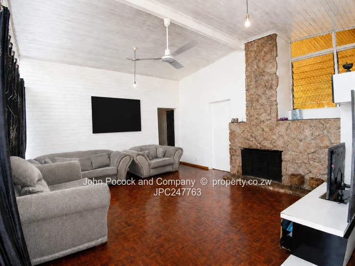 Exquisite Living in Burnside!