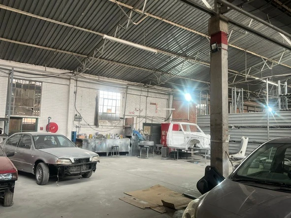 Warehouse & Factory